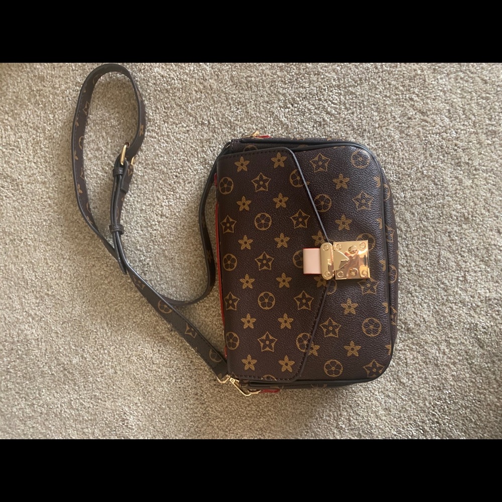 LOUIS VITTON LOOK ALIKE